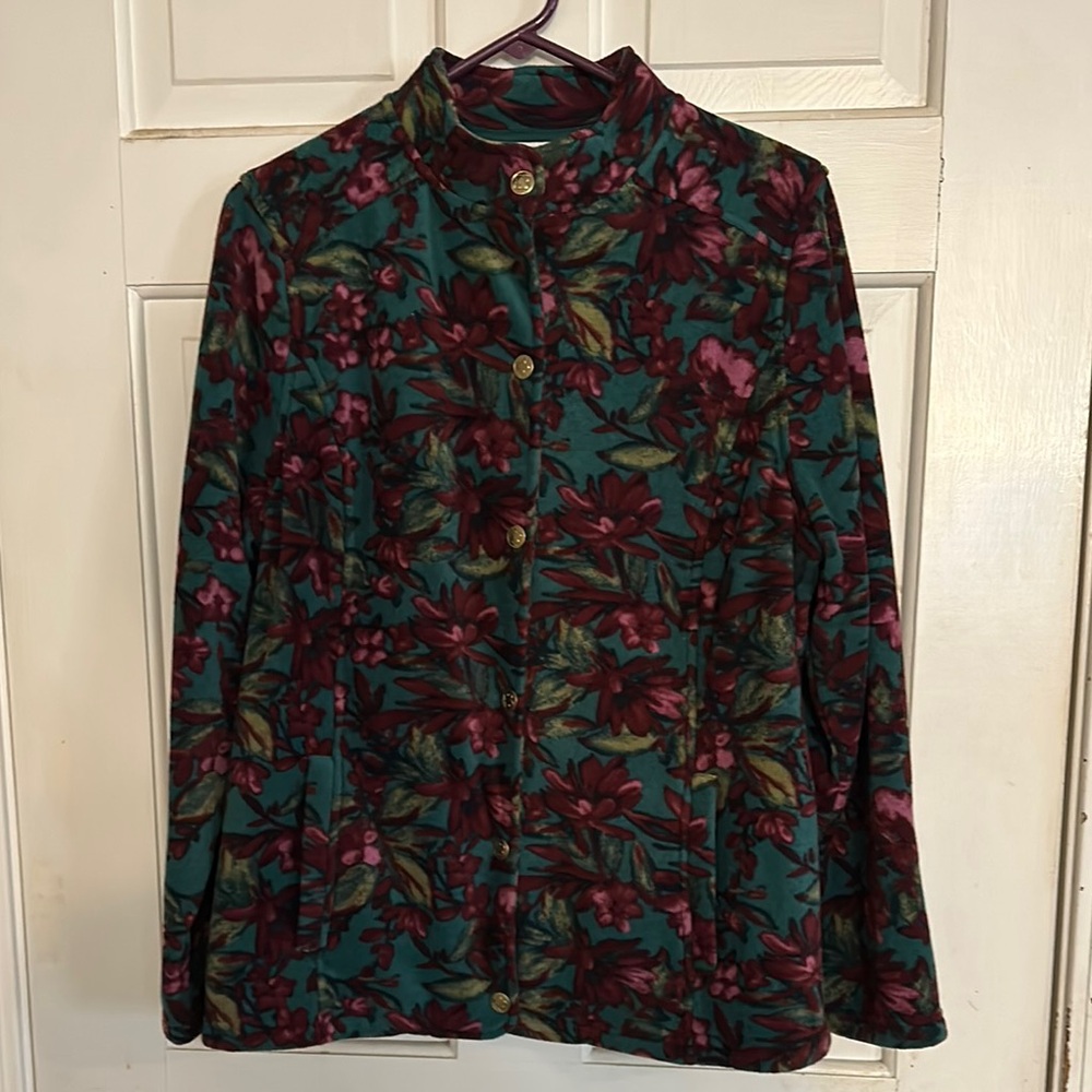 Liz Claiborne Fleece Jacket Size 14 Excellent Pre-owned condition.